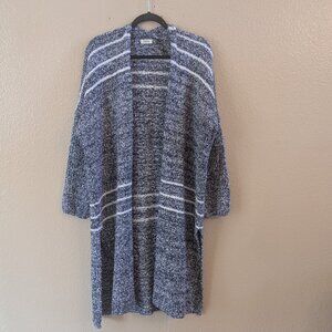 Essue long open front one size blue and white cardigan